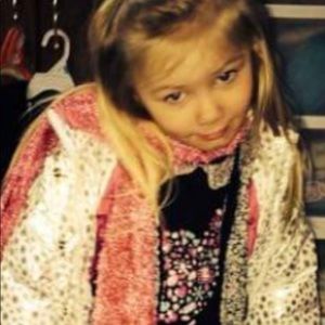 Meet your Posher, Mara